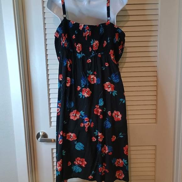 Torrid spaghetti strap Floral Black Dress with Red and Blue Accents size 2x - Picture 2 of 7